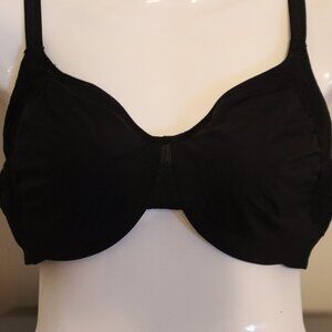 OLGA Black Underwire Bra 38C Lace Accents Adjustable Strap